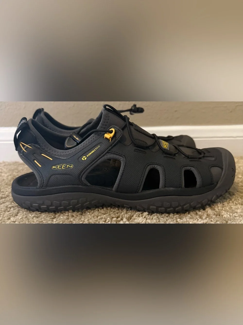 Keen durable closed